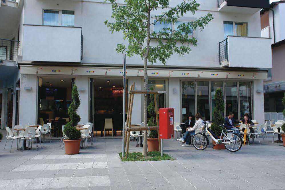 Hotel Pasha Lignano Sabbiadoro Exterior foto